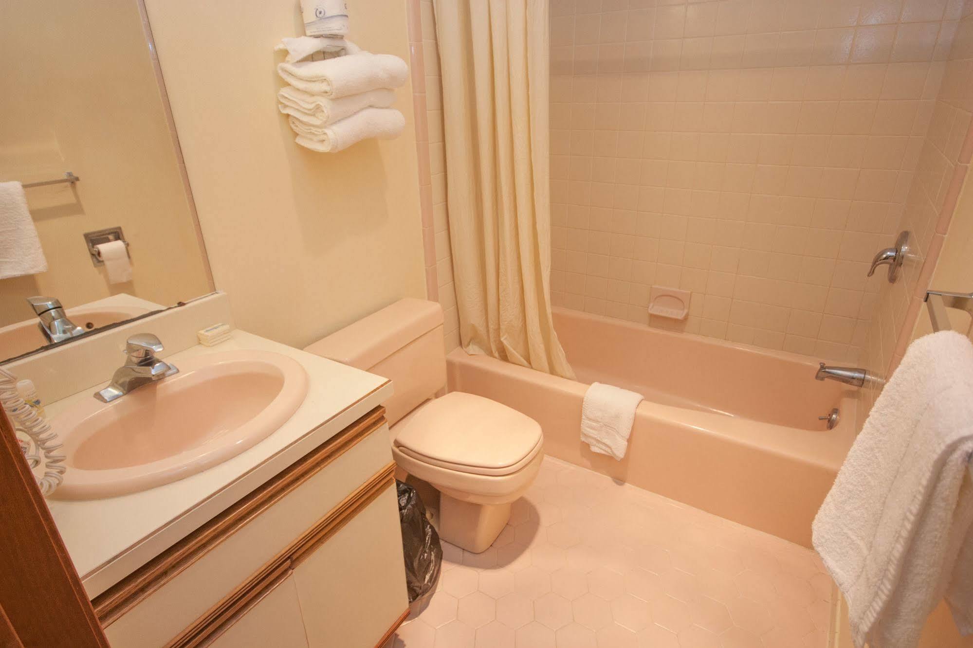 וויילדווד Calypso Boutique Hotel מראה חיצוני תמונה